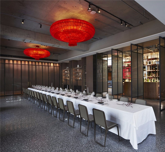 設(shè)計感極強(qiáng)的簡約工業(yè)風(fēng)高端餐飲店面裝修設(shè)計方案